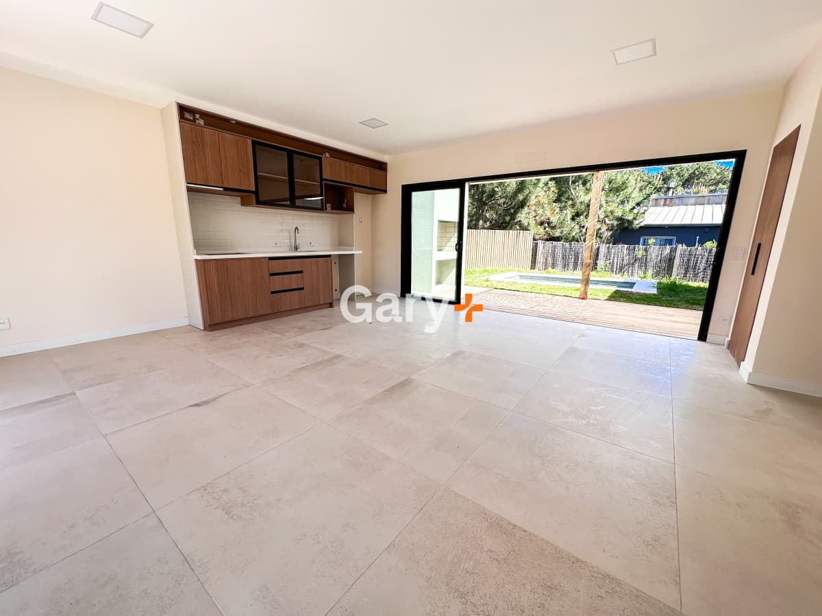 Casa en venta 3 dormitorios, Barrio Privado, Barrio Cerrado, La Barra, Punta del Este