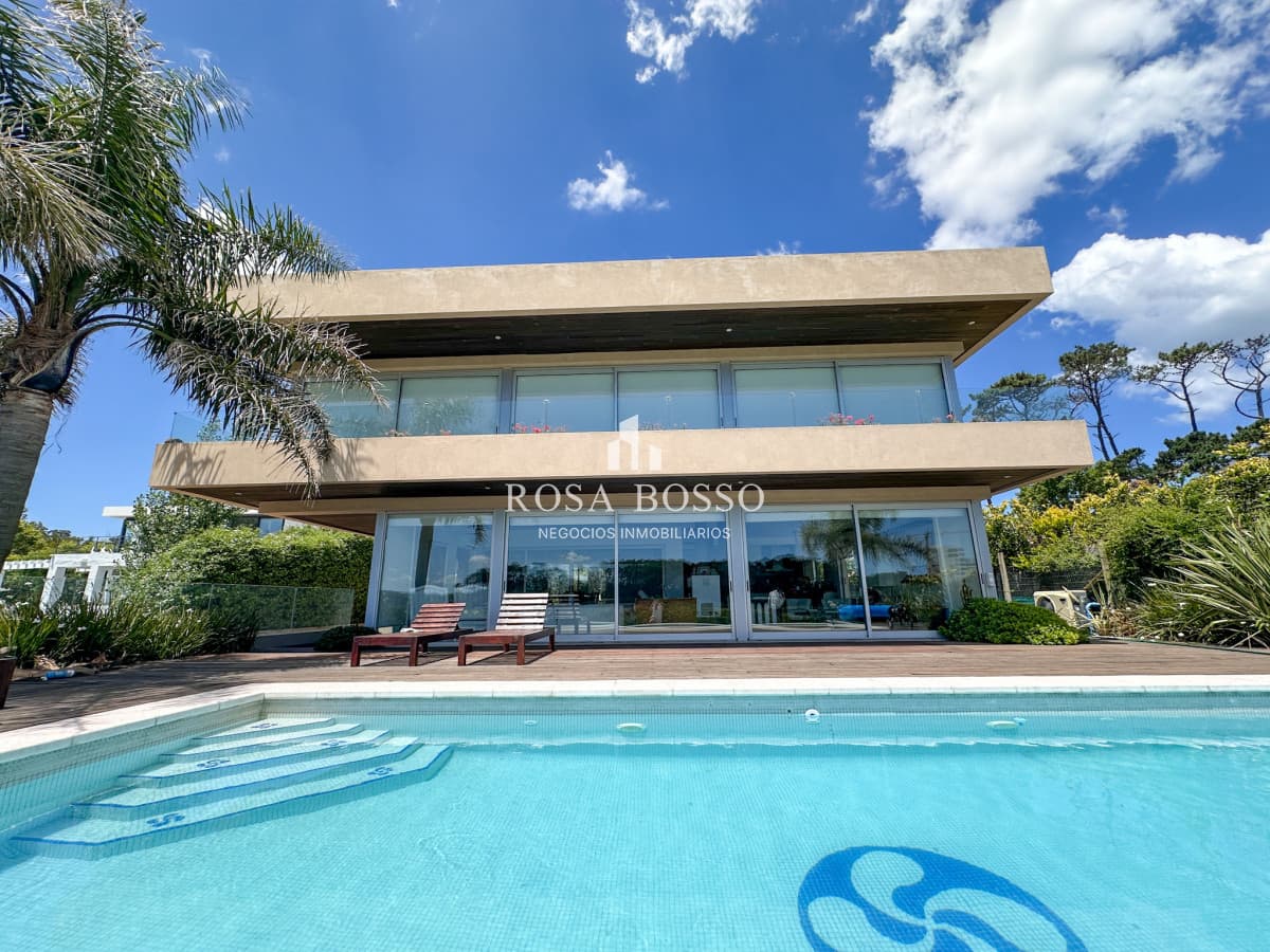 Casa Venta 4 dormitorios Laguna del Diario Punta del Este