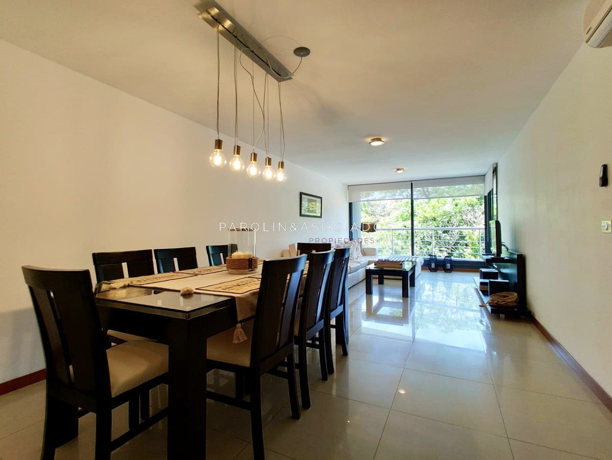 Apartamento en venta 3 dormitorios en torre 360, Punta del Este.