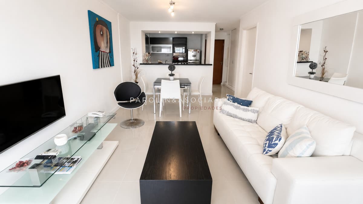 Apartamento 2 dormitorios en venta y alquiler Playa Mansa Punta del Este