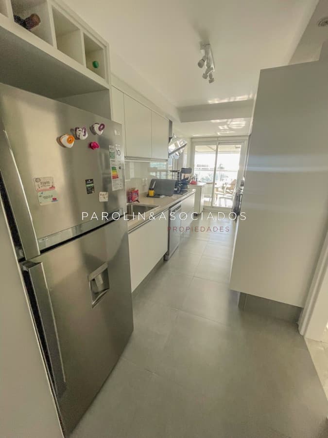 Apartamento en venta de 3 dormitorios en Miami boulevard, Punta del Este.