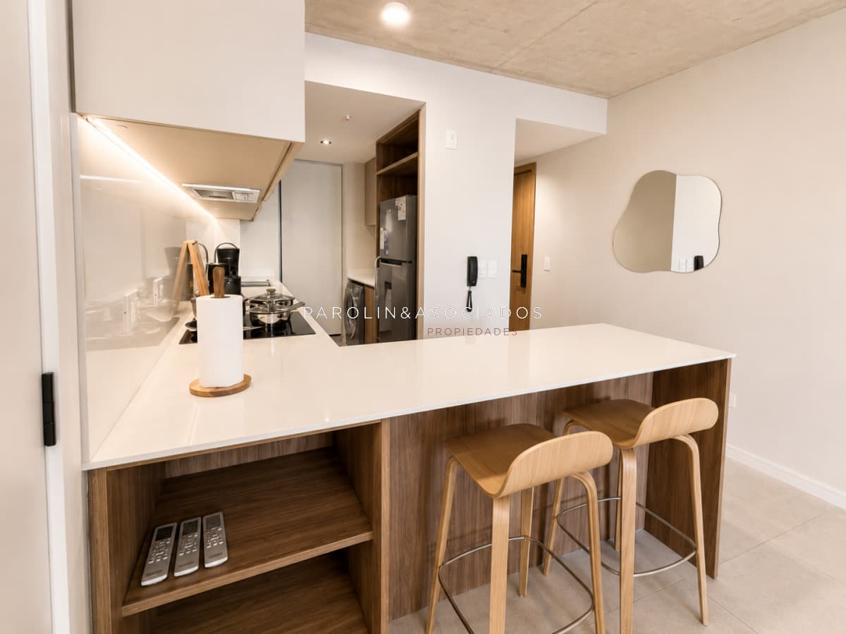 Apartamento de 2 dormitorios y 2 baños en Punta del este