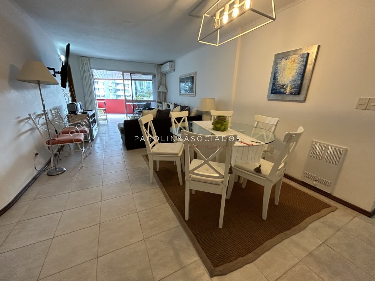 Apartamento en venta en edificio Scorpio, Brava - Punta del Este.