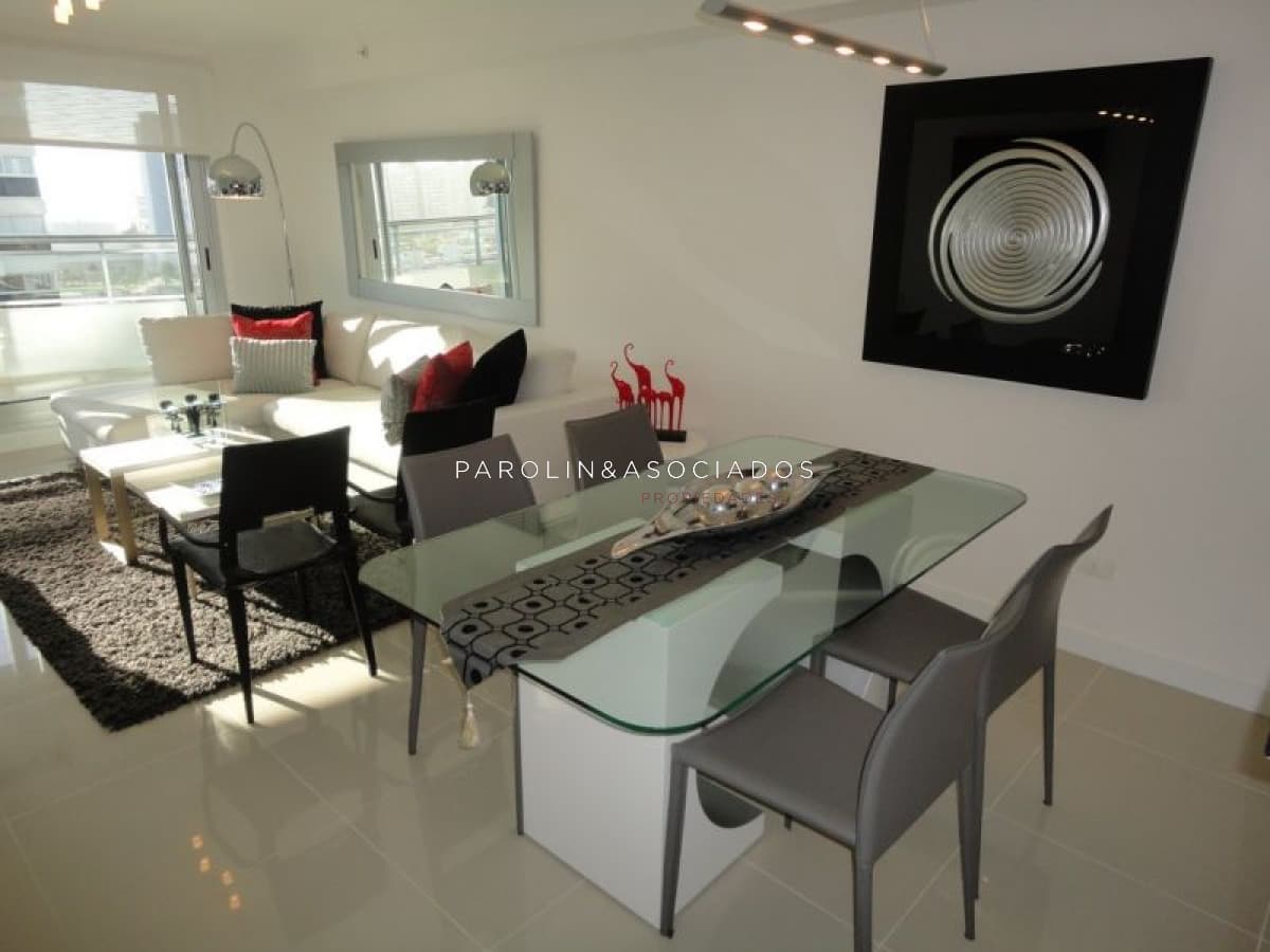 Hermoso apartamento en venta en The Forest Tower II, Punta del Este.