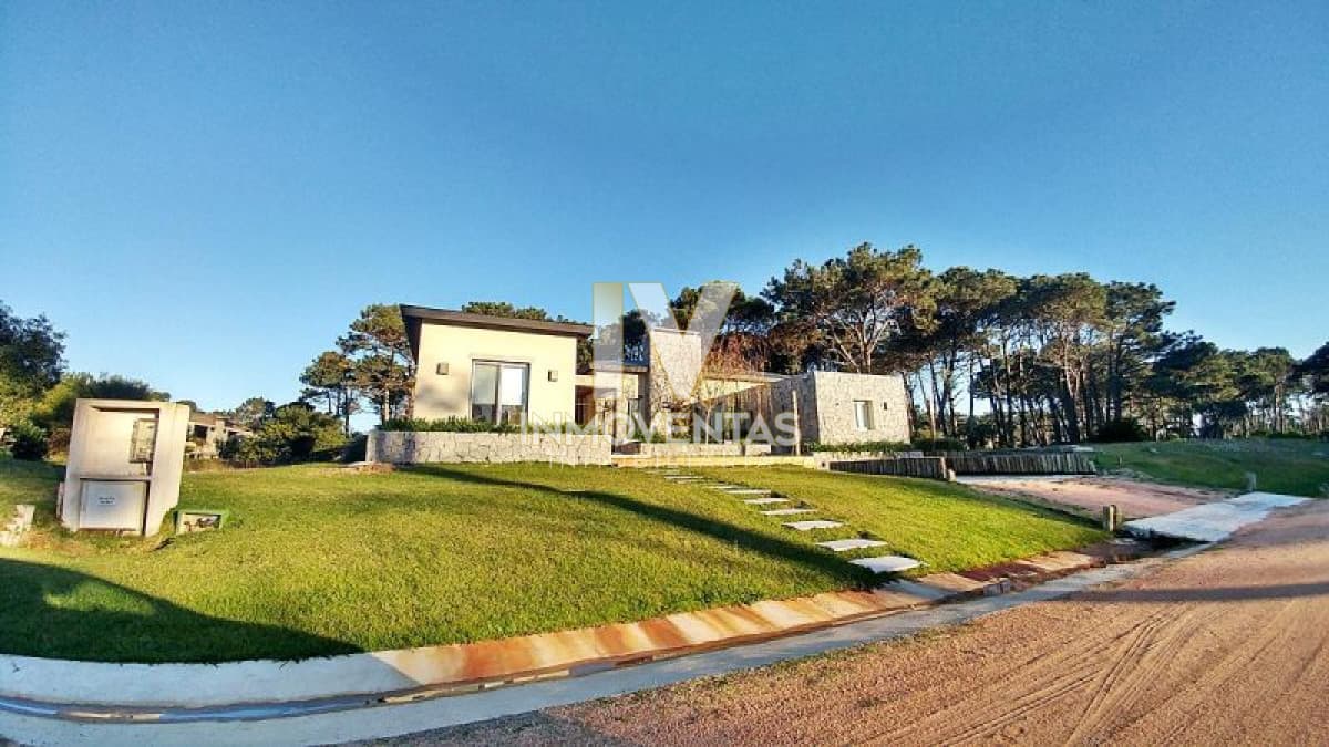 Casa en venta Pinar Del Faro 3 dormitorios