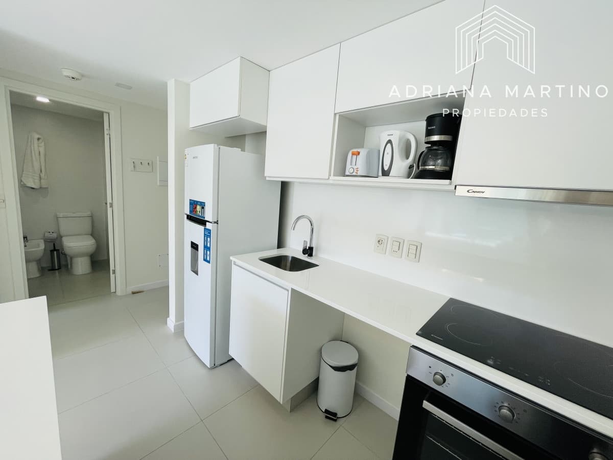 Apartamento en venta en Playa Mansa Punta del Este