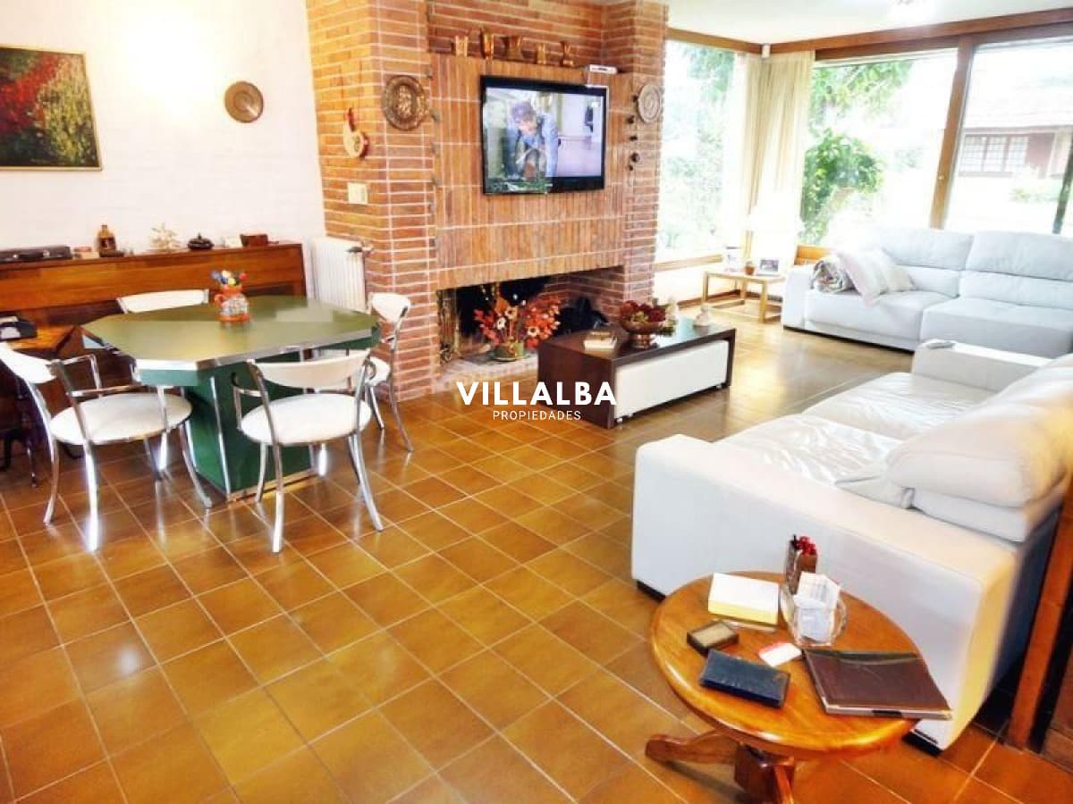 Casa en venta Playa Mansa 3 dormitorios