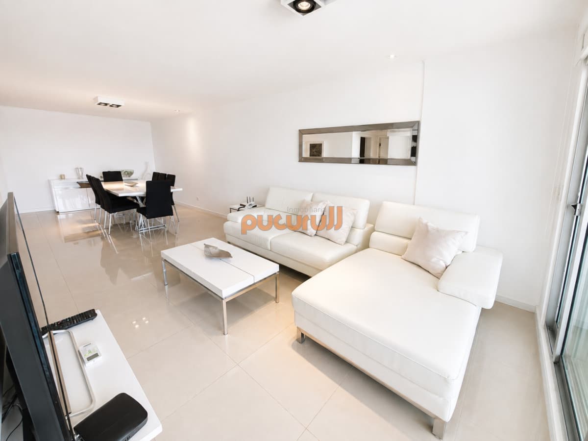 Apartamento de 3 dormitorios, alquiler invernal