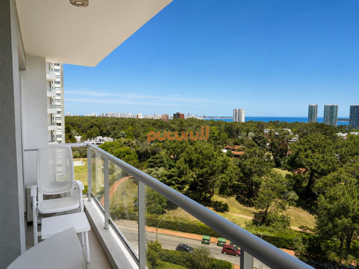 Apartamento 3 dormitorios en venta Roosevelt Punta del Este
