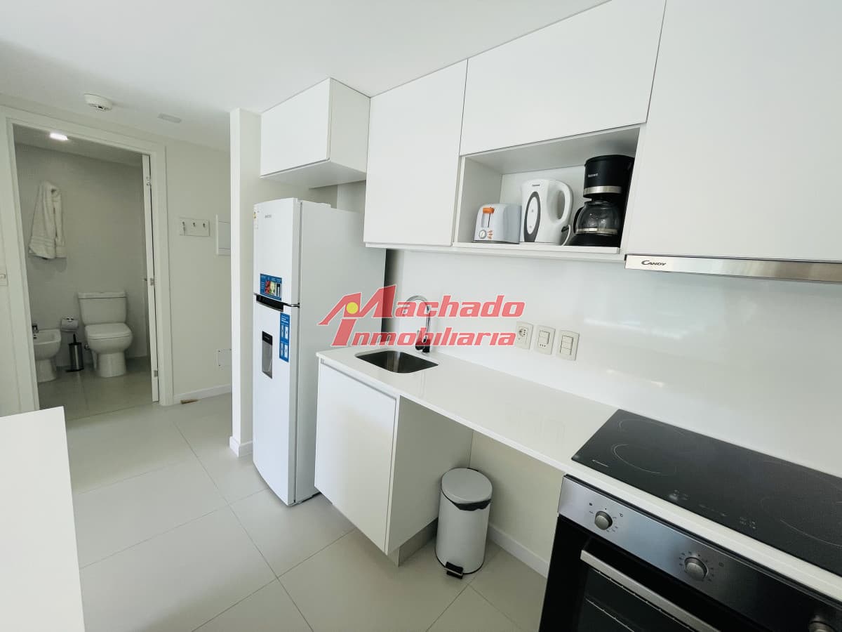 Apartamento en venta en Playa Mansa Punta del Este