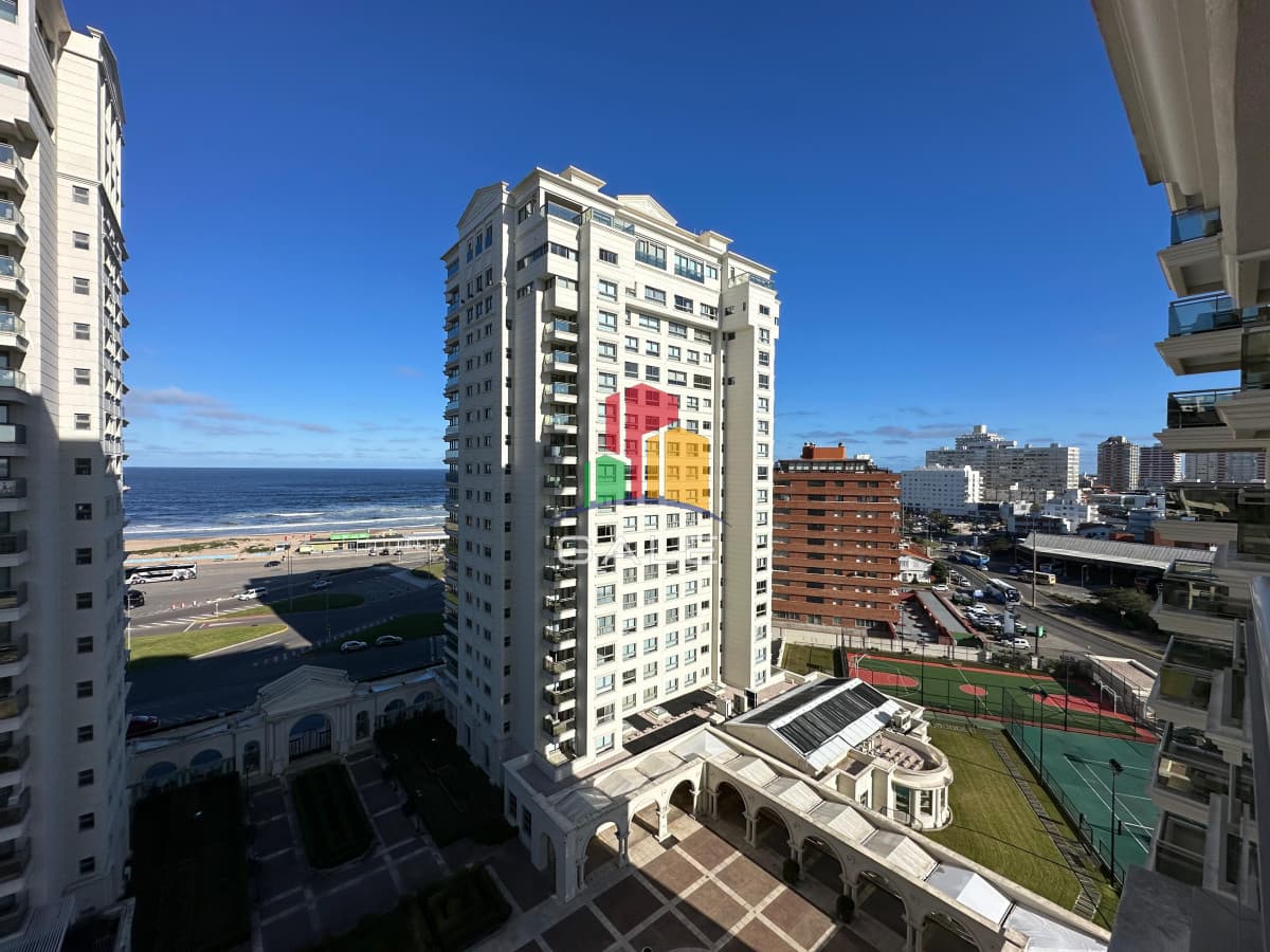 Gale Propiedades & Escribanía Apartamento ID.1888 - Apartamento en Punta del Este, Brava