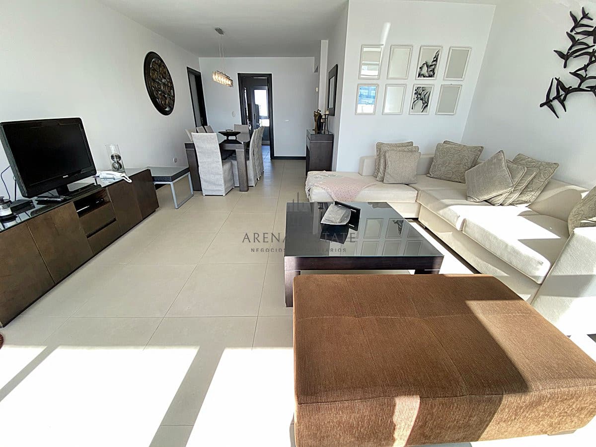 Hermoso apartamento de 3 dormitorios a pasos de Playa Mansa!