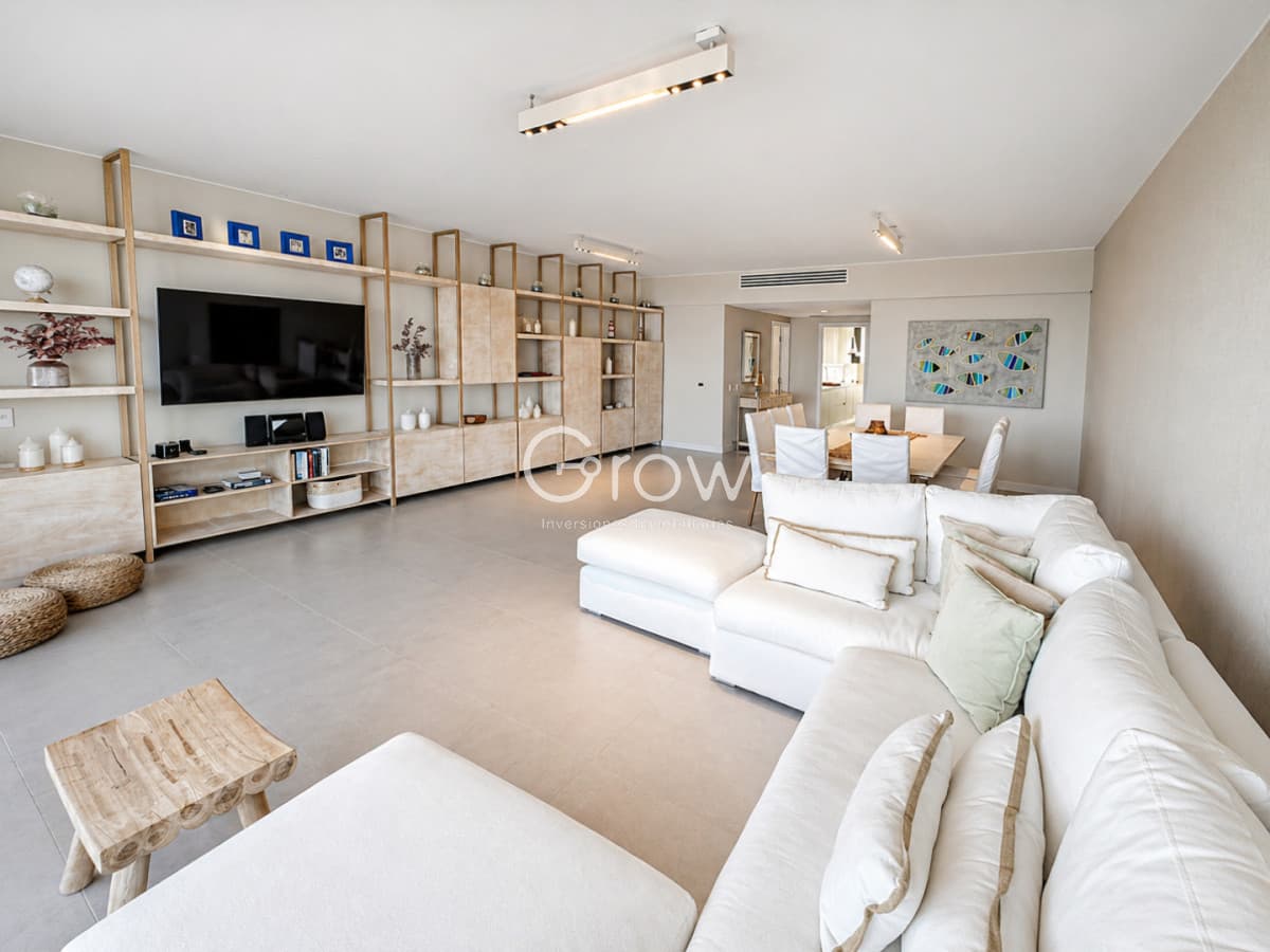 Apartamento 4 dormitorios en venta Playa Brava Punta del Este