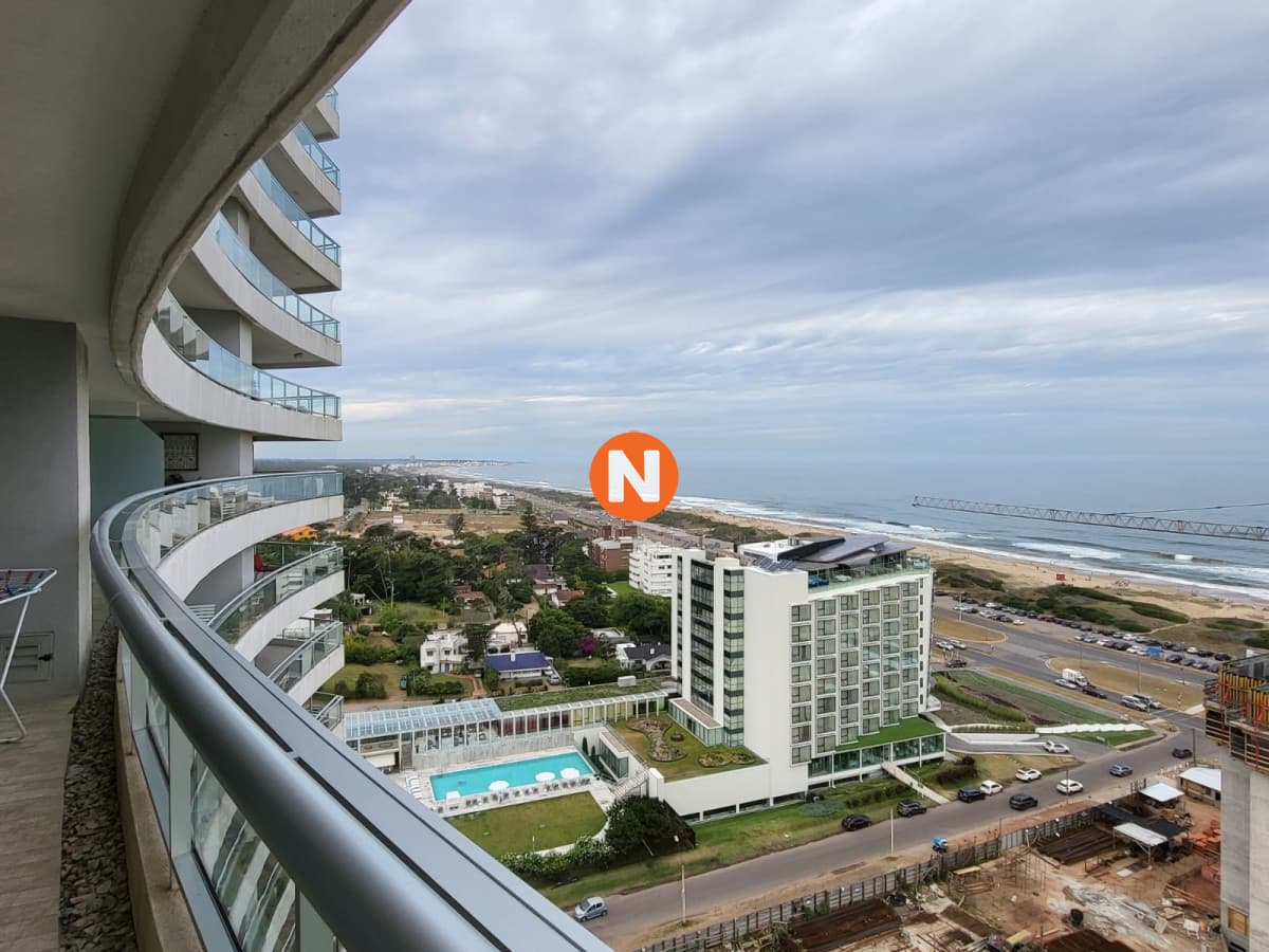 Apartamento en venta, 3 dormitorios en playa brava punta del ...