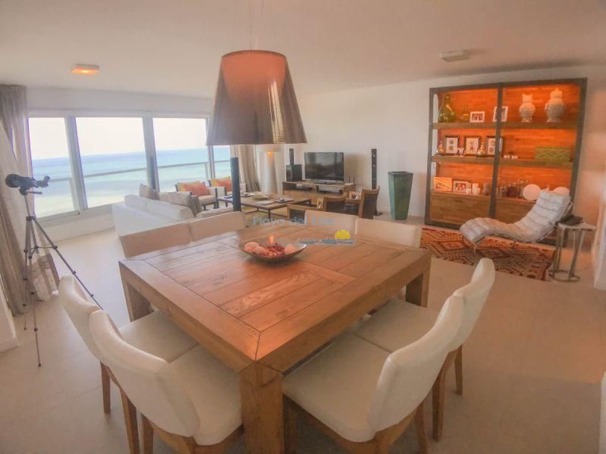 Apartamento en venta Playa Brava 3 dormitorios - Inmobiliaria Playa del Este