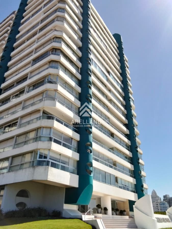 Apartamento ID.5981 - Venta apartamento 3 dormitorios