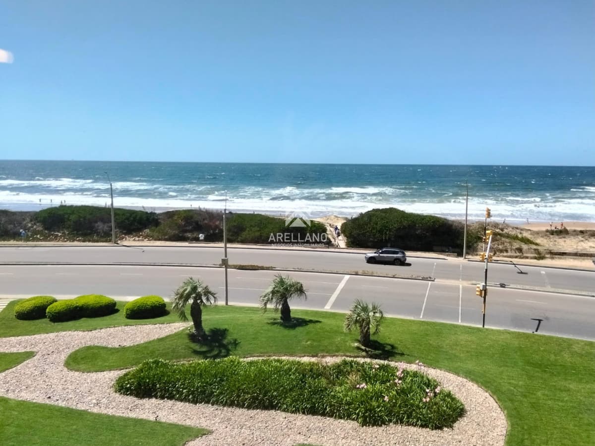 Apartamento ID.5981 - Venta apartamento 3 dormitorios