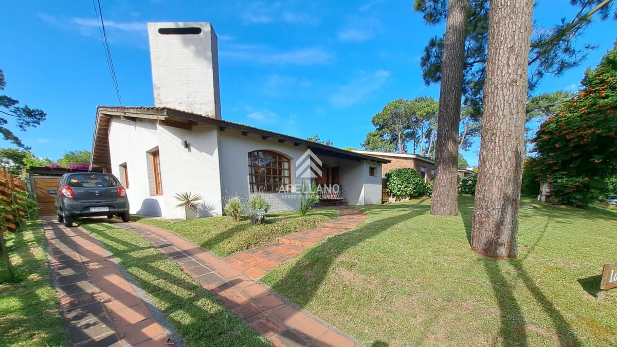 Casa ID.4390 - Venta casa 3 dormitorios