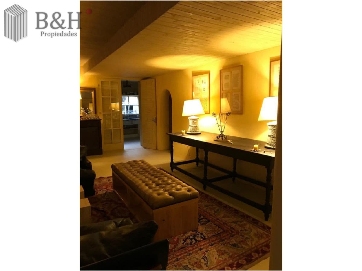 Casa a la venta en Rincón del Indio !!