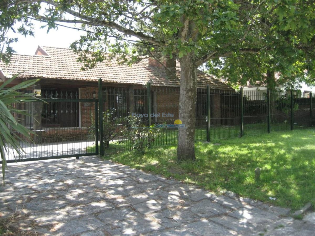 Casa en Punta del Este, Mansa - Inmobiliaria Playa del Este