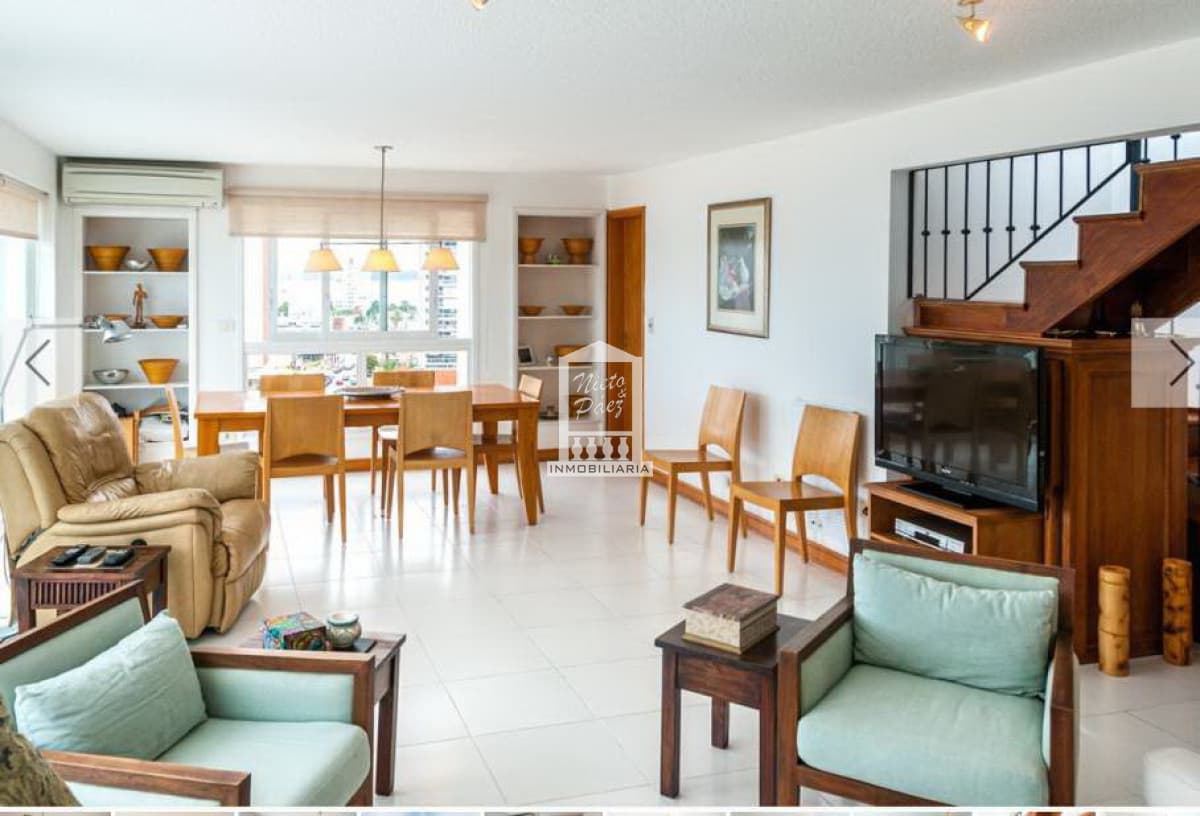 Penthouse dúplex, Playa Brava, primera fila en las primeras paradas, con toda la vista