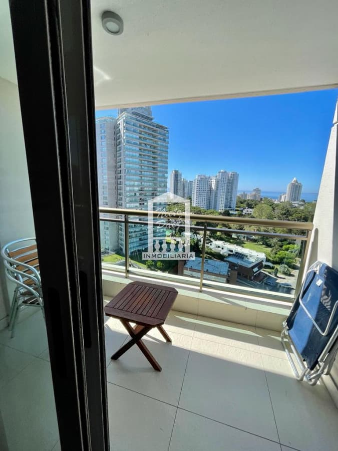 DIVINO! NUEVO Y CON TODOS LOS AMENITIES, GARAGE Y VISTA!!