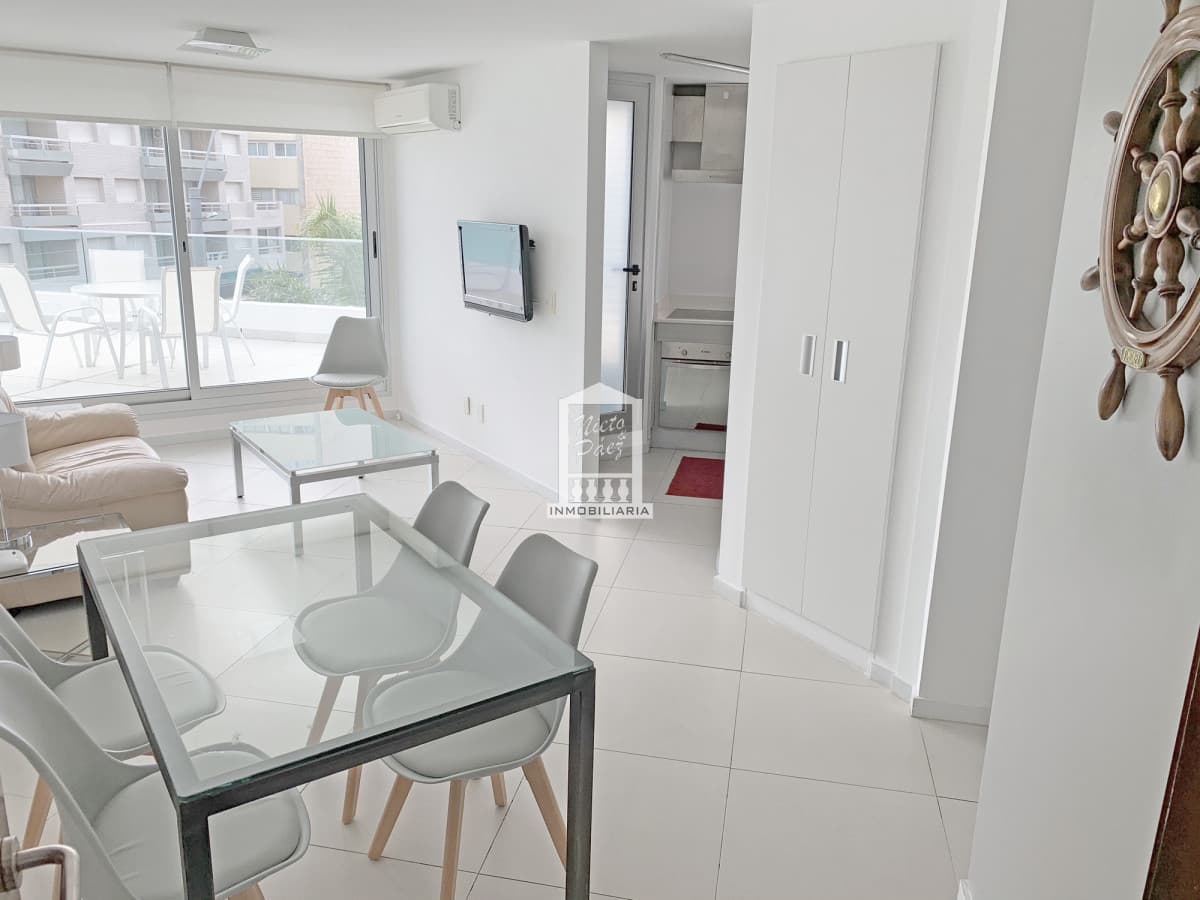 Zona Puerto, 2 dorm, moderno.