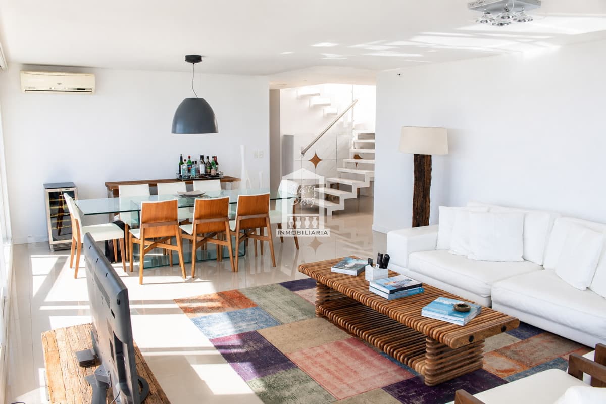 ONE PENTHOUSE, 334 m2 propios, 2 garajes