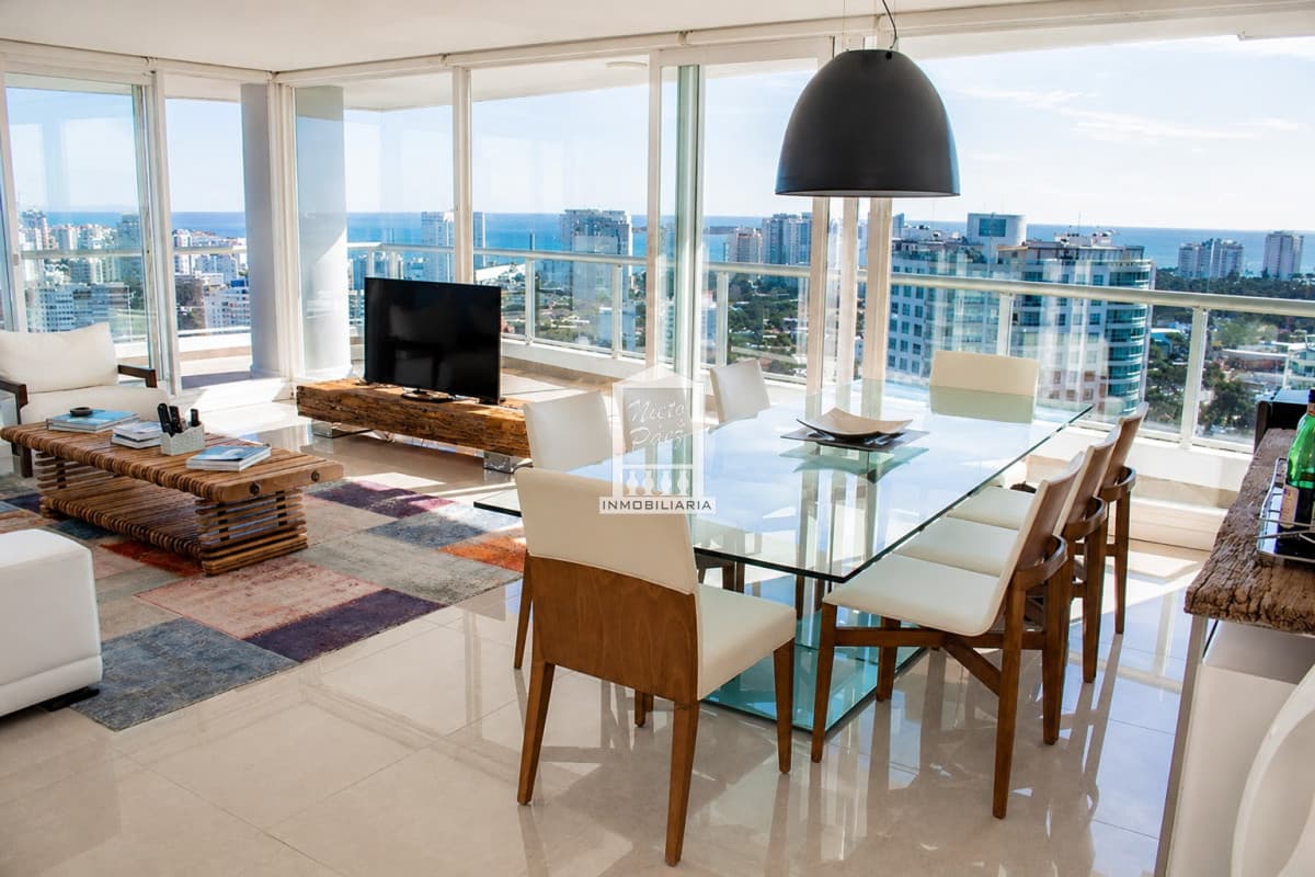 ONE PENTHOUSE, 334 m2 propios, 2 garajes