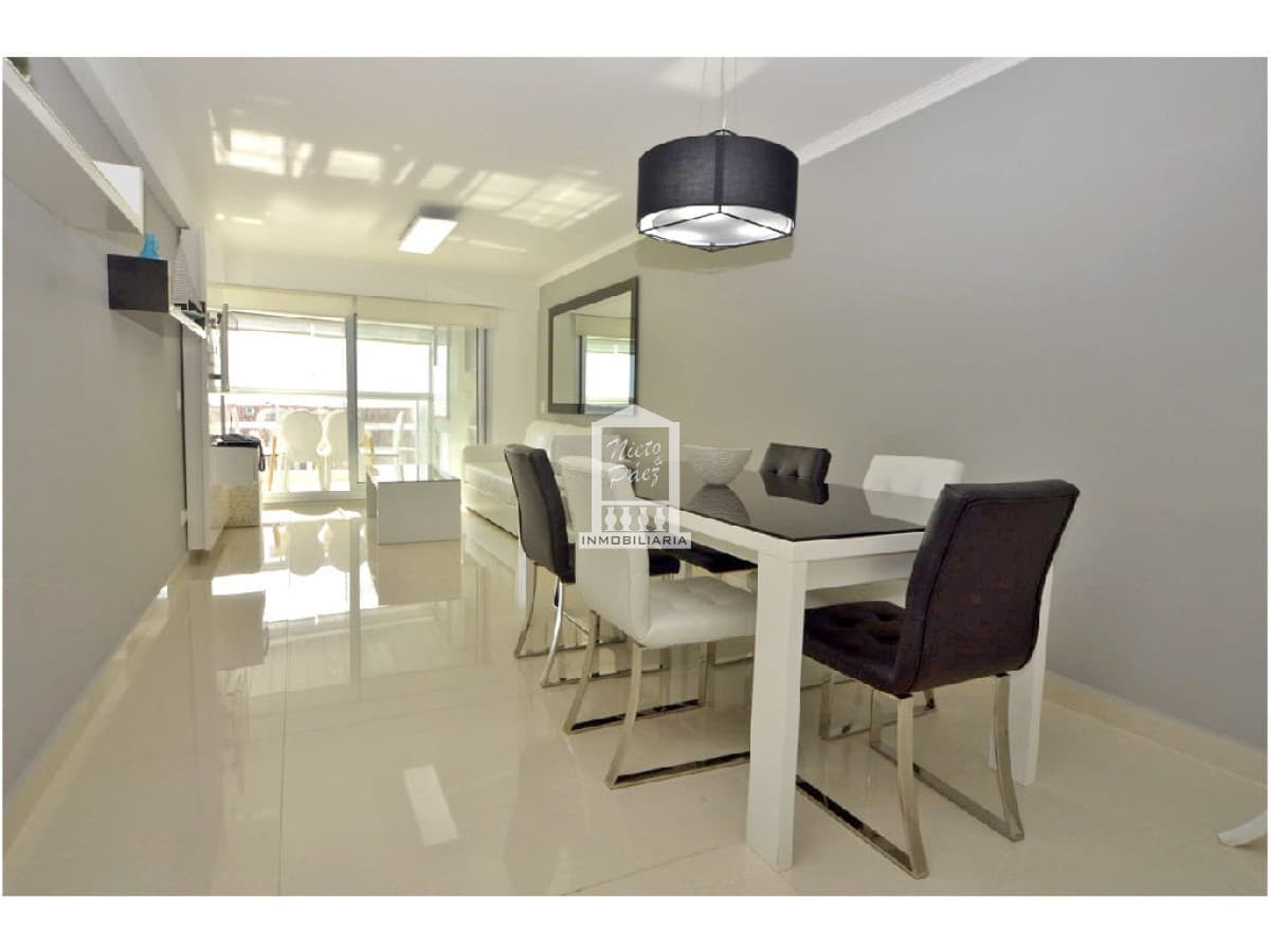 Torre de categoría, 2 dorm, parrillero propio, con todos los servicios