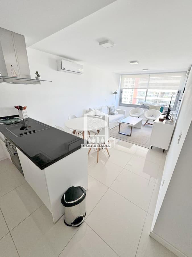 Brava, con amenities. 2 dorm, 2 baños. Garaje doble