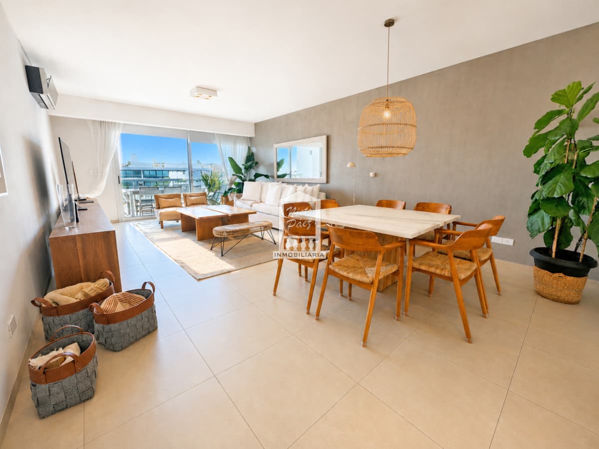 Brava, Penthouse dúplex. 2 parrilleros, 2 garajes individuales.