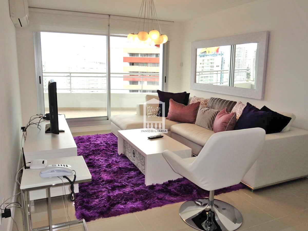 Moderno, planta especial. 3 dorm, 3 baños.