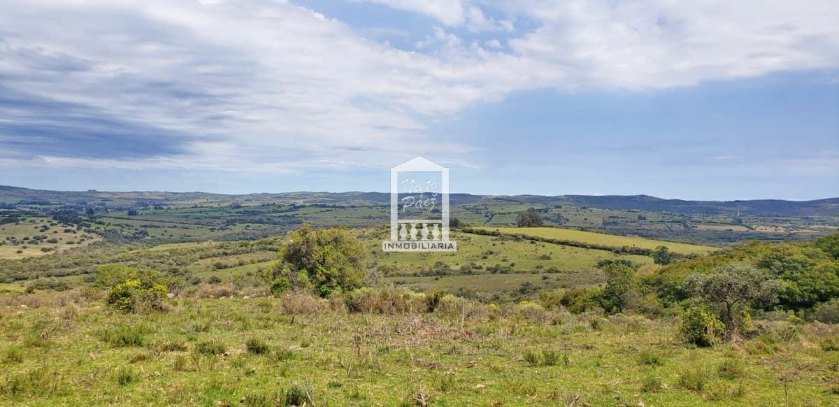 Sierra de Caracol, a 5 Km de Pueblo Edén