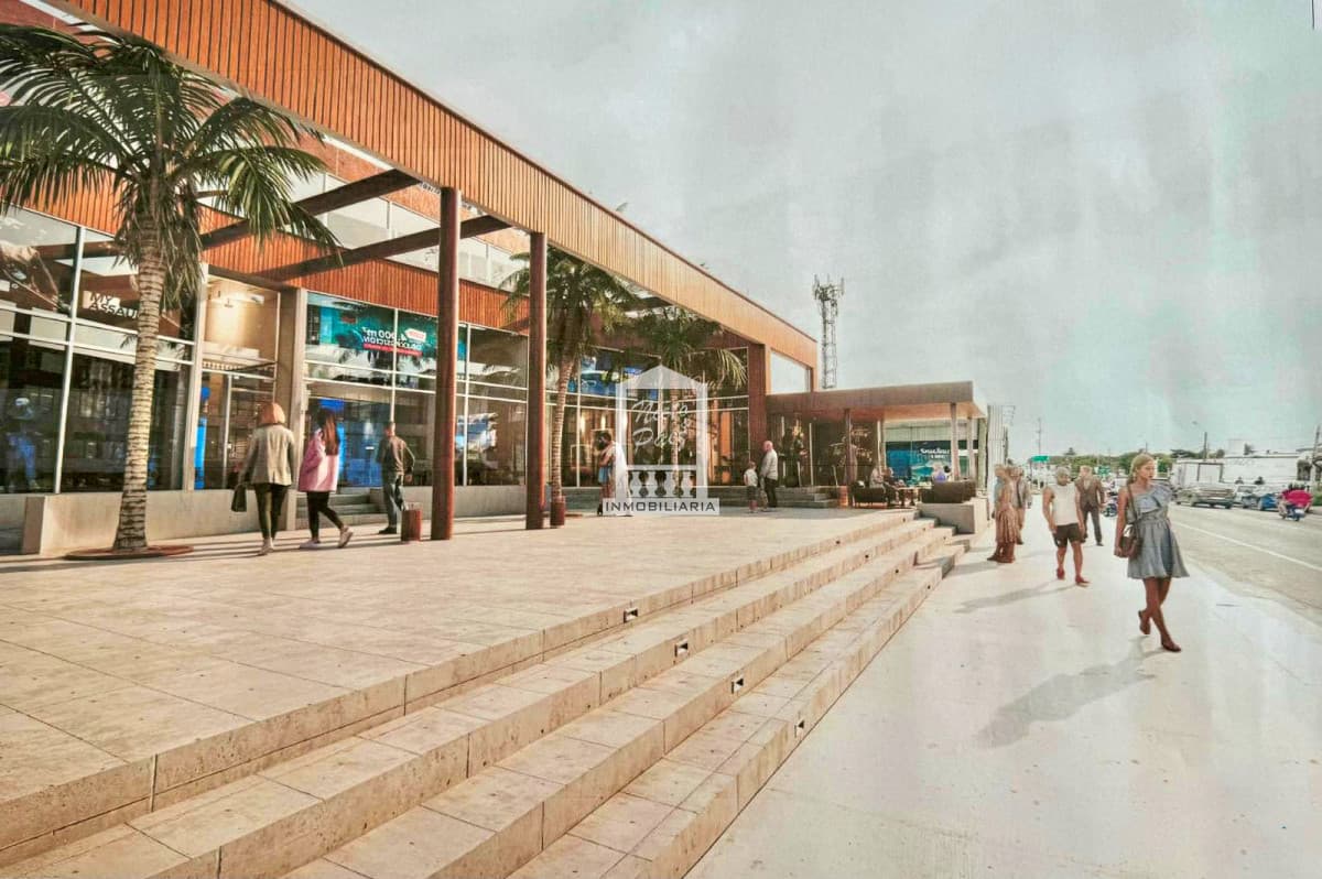 Mini shopping de la barra, 1.535 m2 construidos.