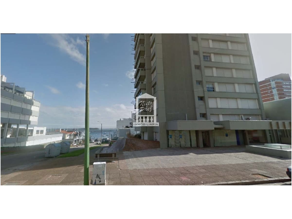 Local en Punta del Este, Península