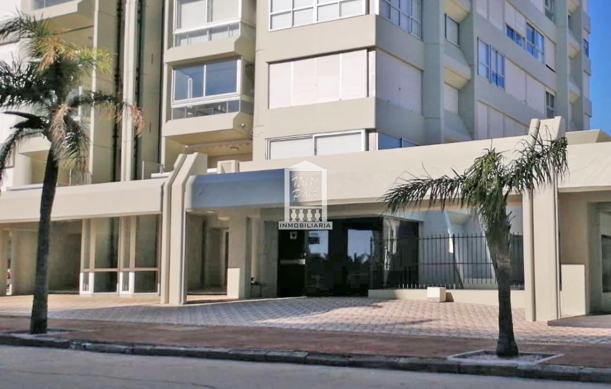 Local en Punta del Este, Península