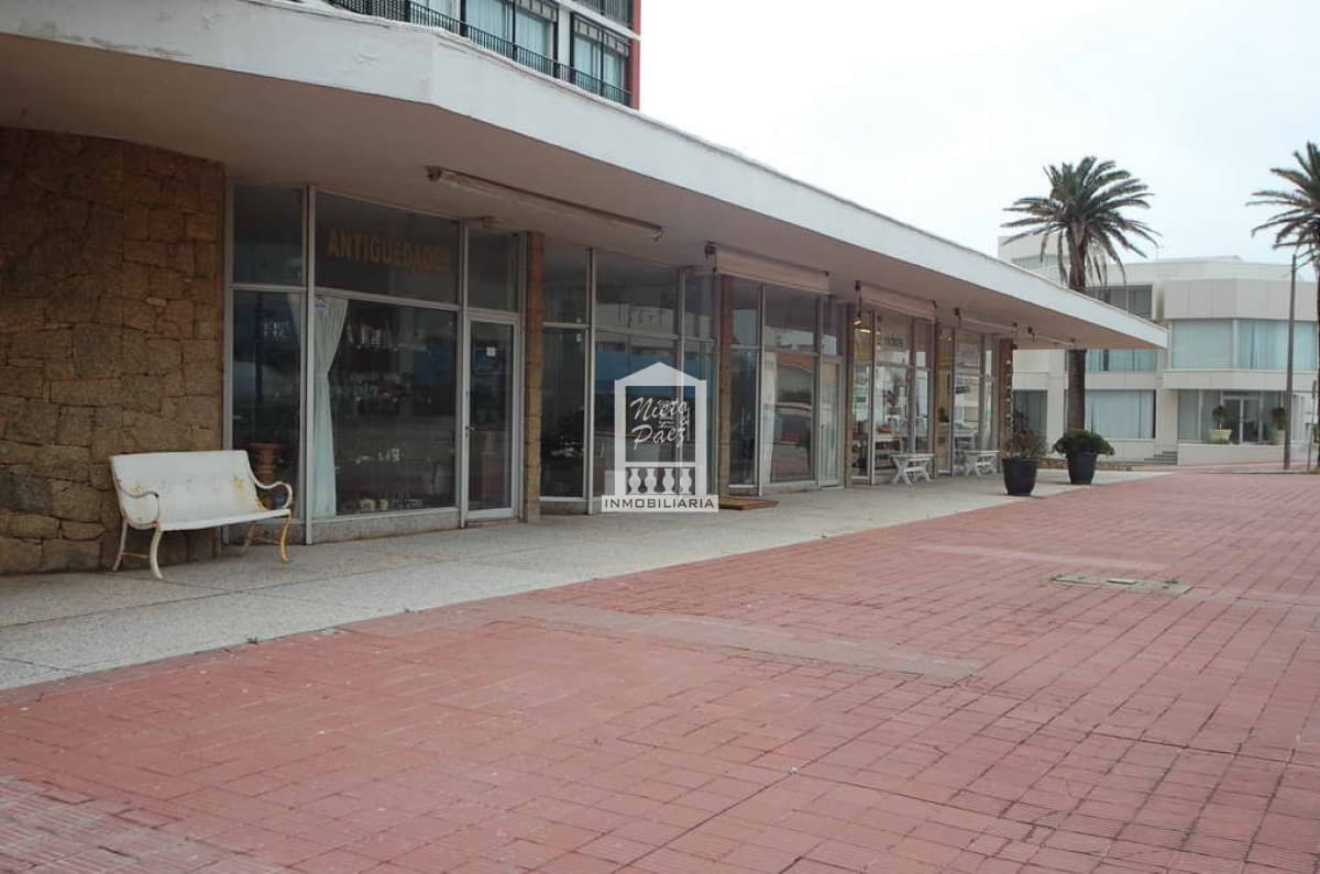 Local en Punta del Este, Península