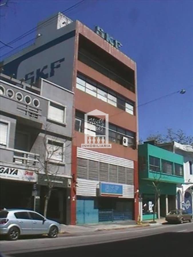 Local en Montevideo, Centro Montevideo