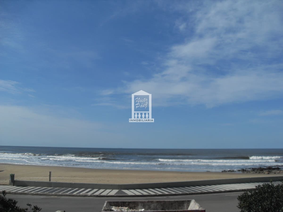 Local en Punta del Este, Península