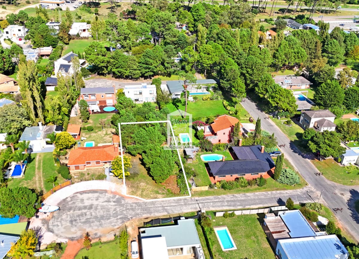 Barrio Privado La Residence, lote 813 m2