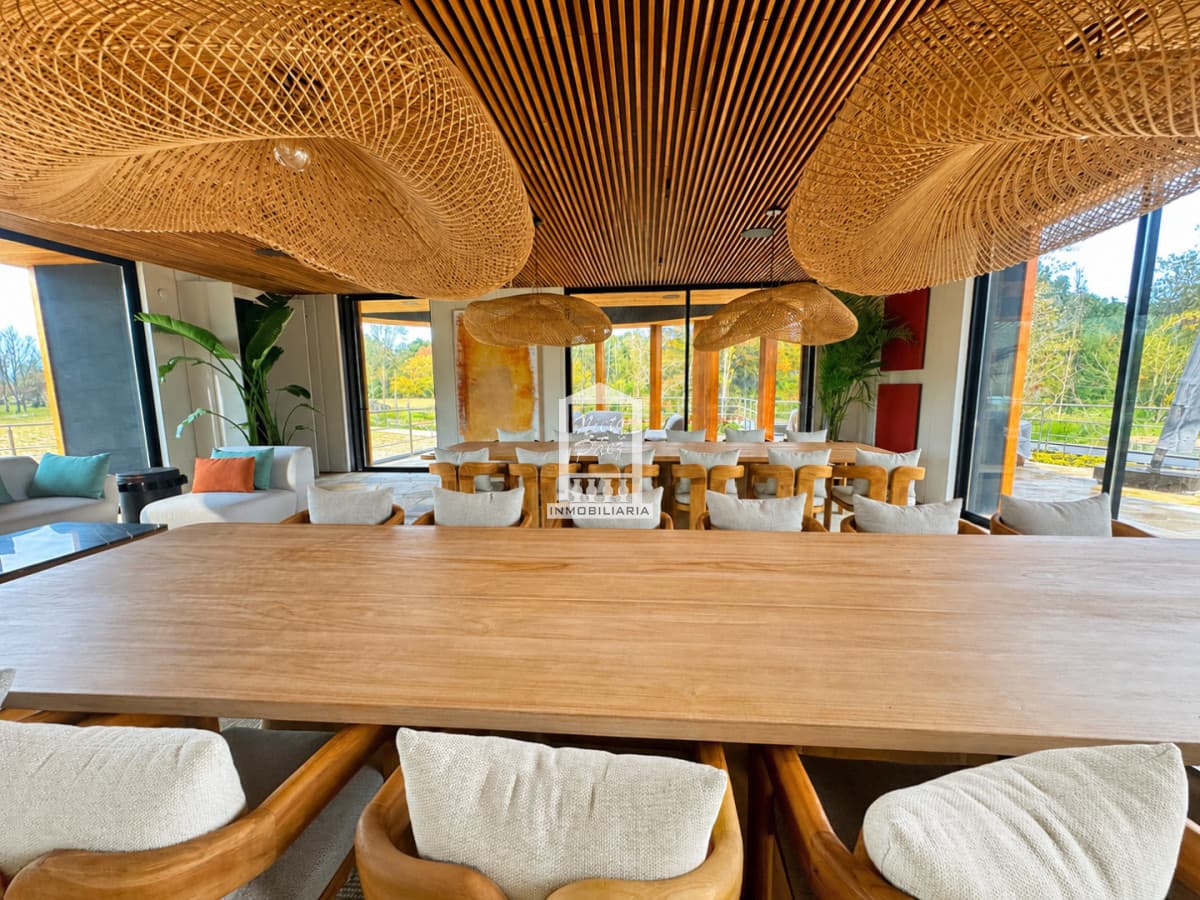 Aura, barrio privado de lujo con amenities.