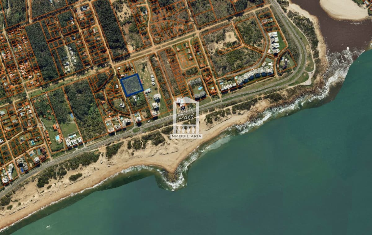 10.000 m2 en Rincón del Indio, apto para bloque