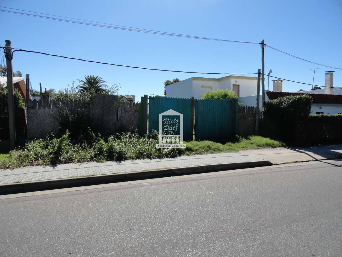 Maldonado, calle Ituzaingó, Apto para bloque, Apto vivienda social.