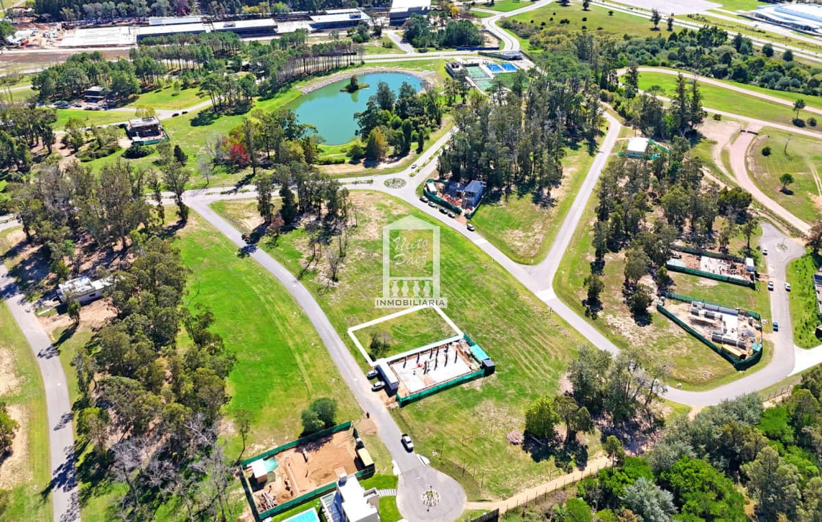 La Cañada, manzana F, Barrio Privado con amenities