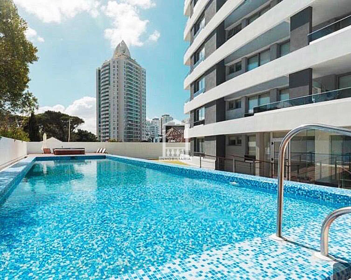 Brava, con amenities. 2 dorm, 2 baños. Garaje doble