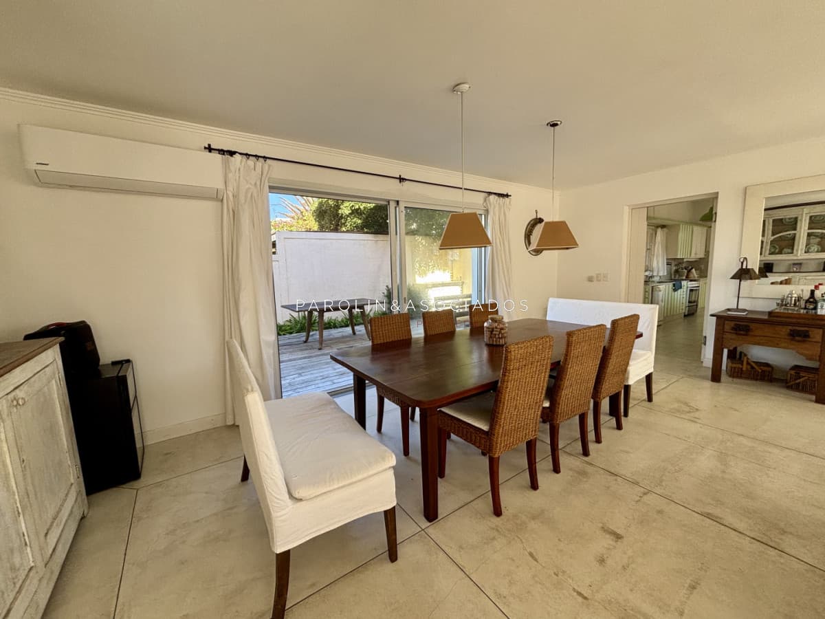 Casa en venta de 4 dormitorios, en la Península
