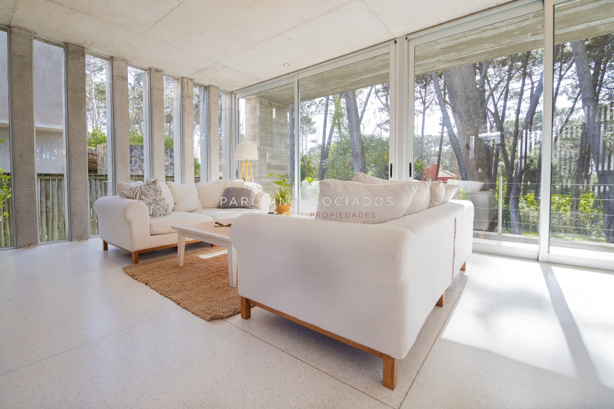 Casa en venta de 4 dormitorios, en Rincon del Indio