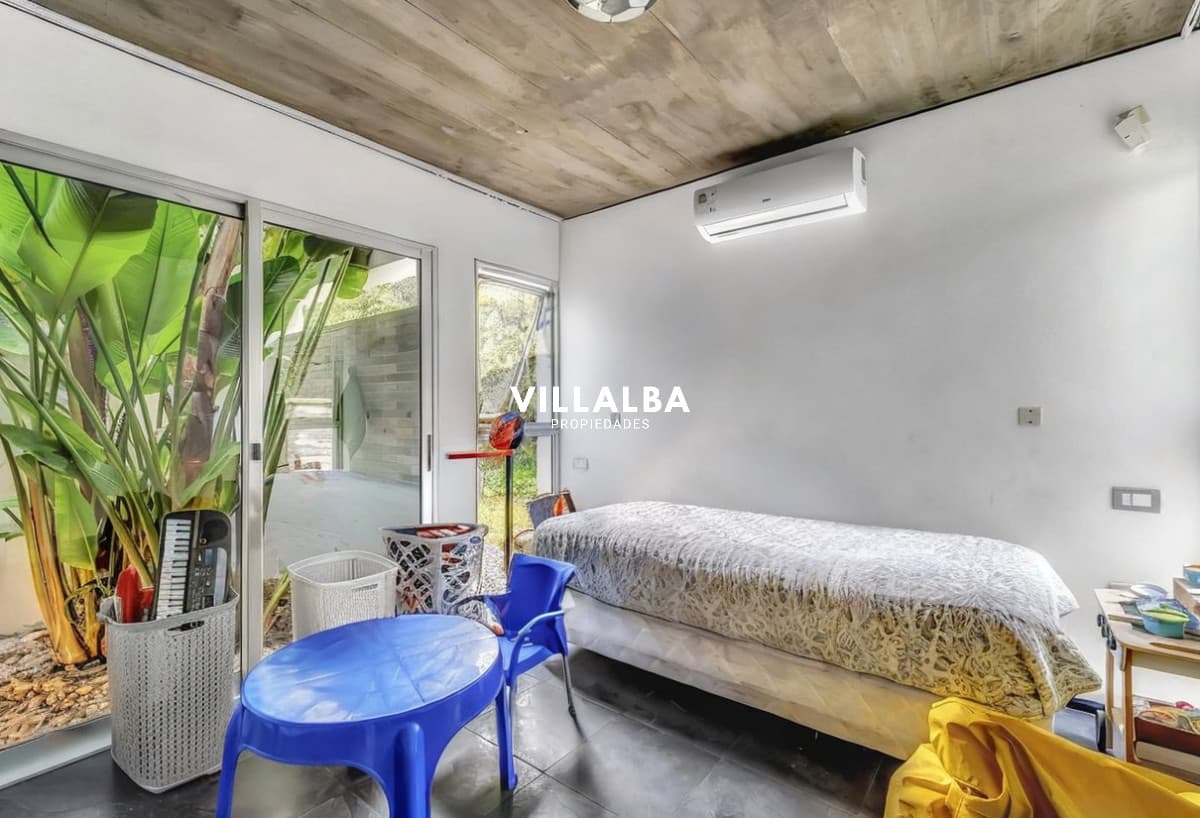 Espectacular casa en San Rafael Punta Del Este 4 dormitorios venta