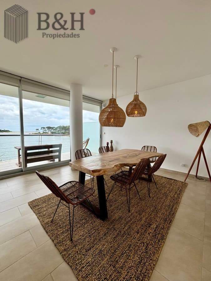 Apartamento en venta de 3 dormitorios en La Barra